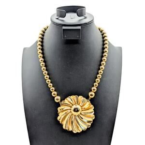 Vintage Gold Tone Large 3" Flower Center Pendant Gold Tone Bead 22"Necklace